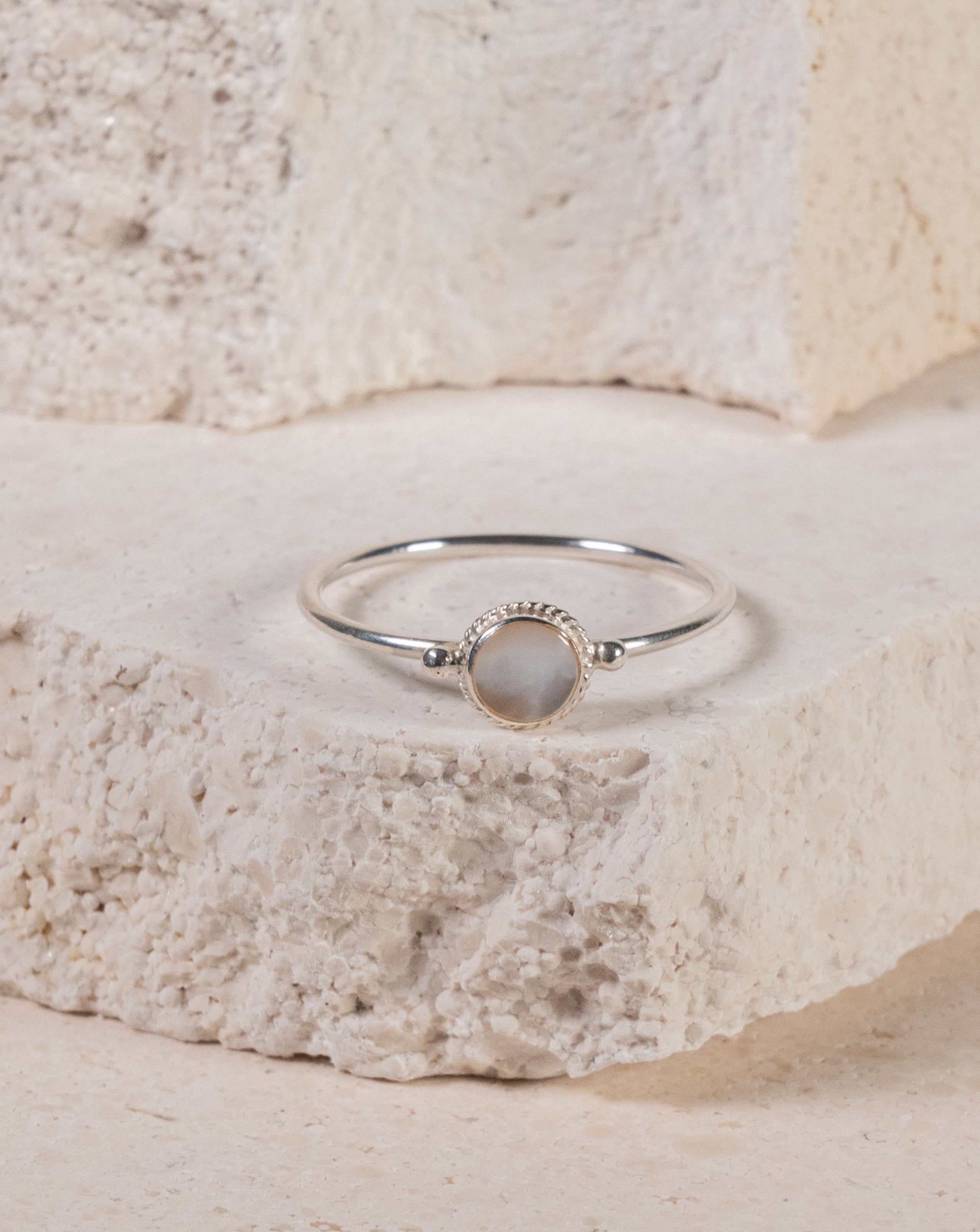 Anillo Maia