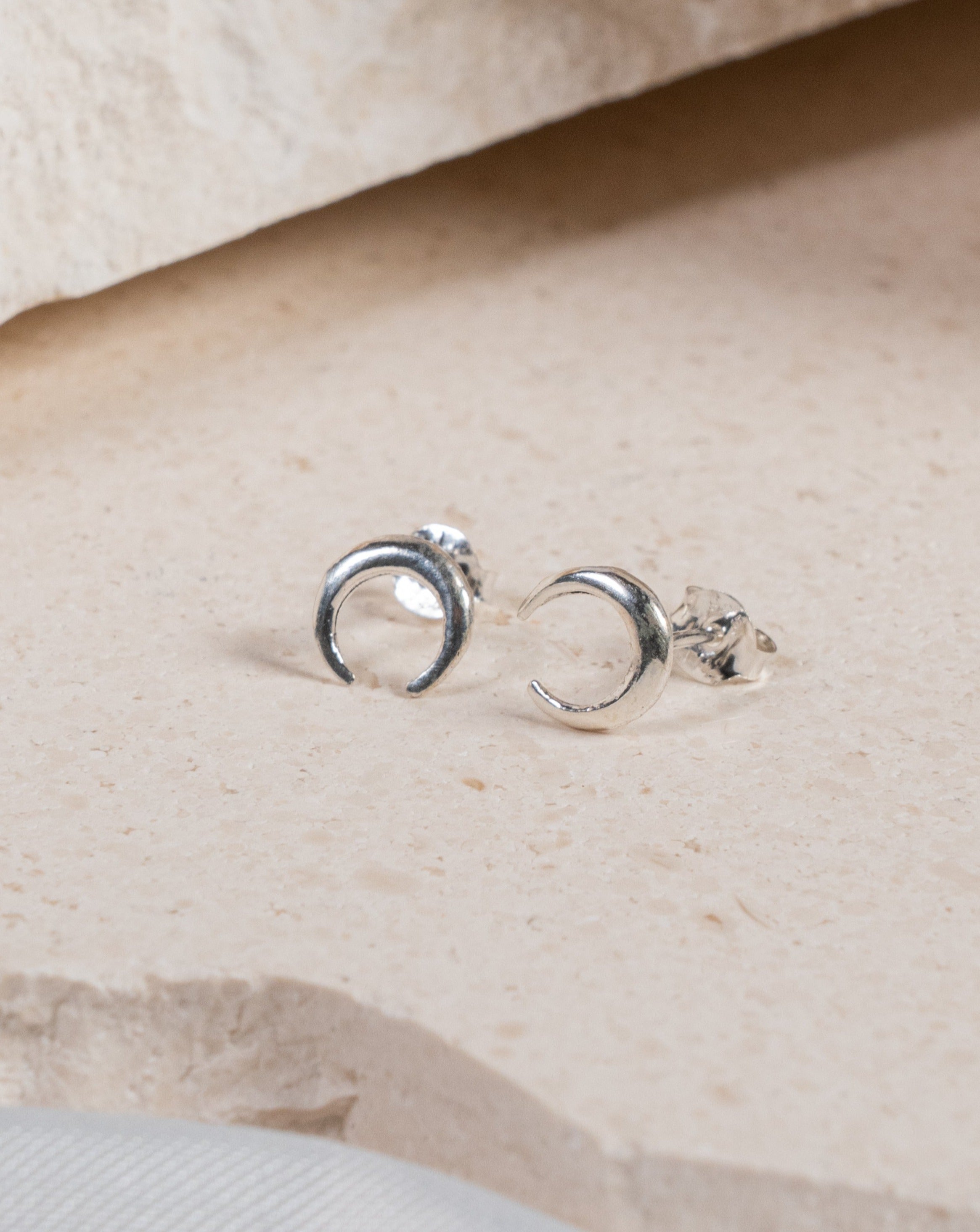 Pendientes Luna