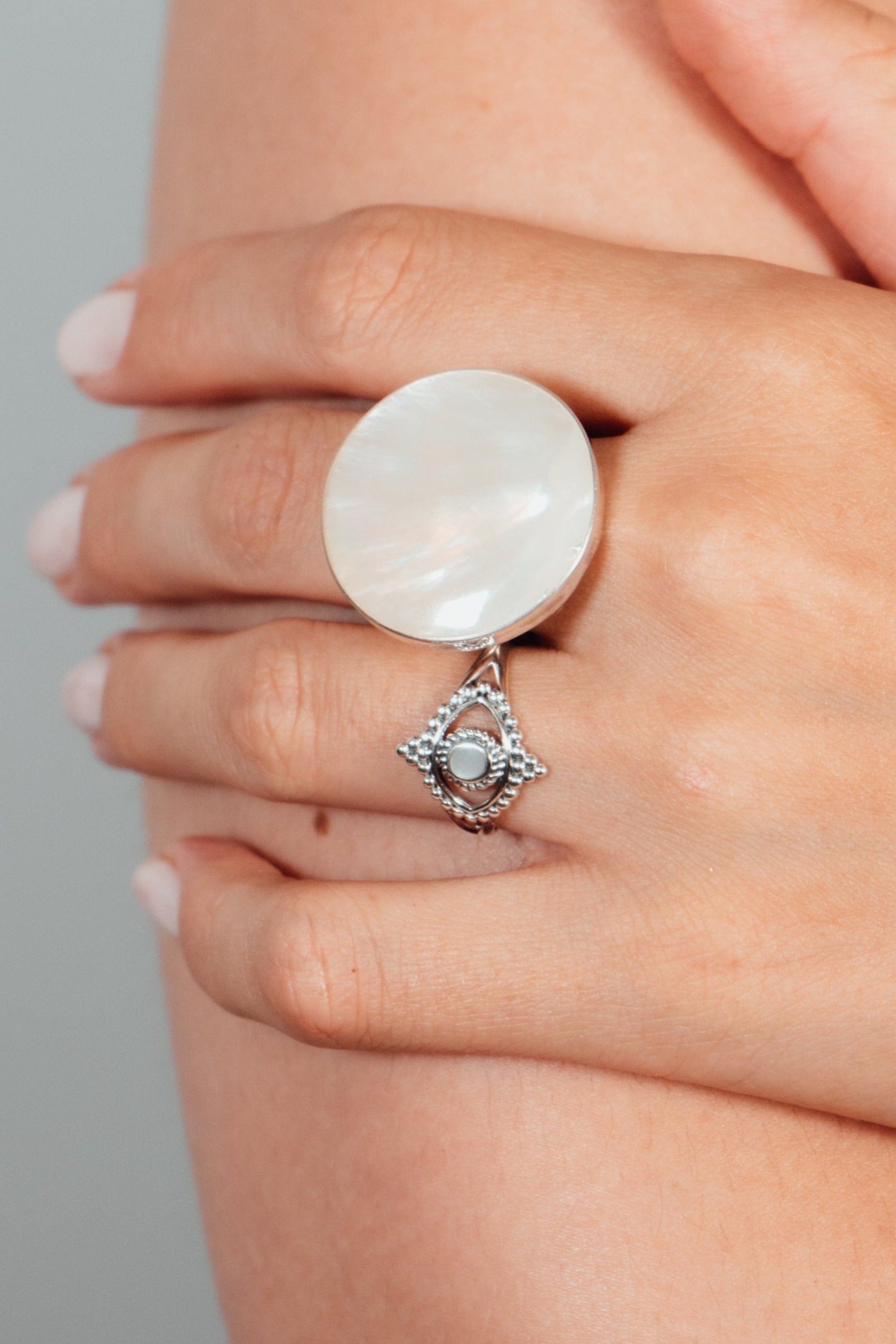 Anillo Greta