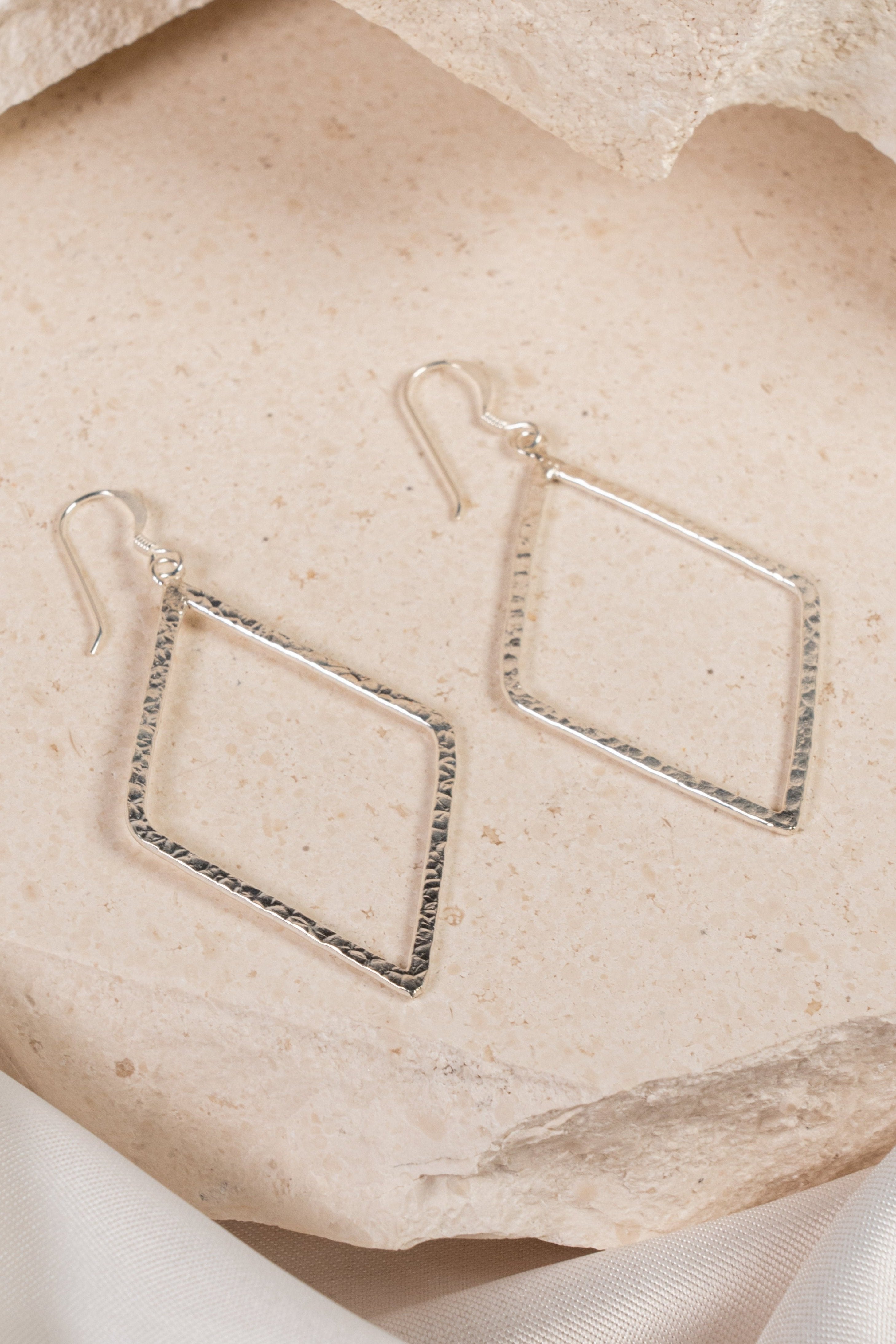 Pendientes ko Lanta