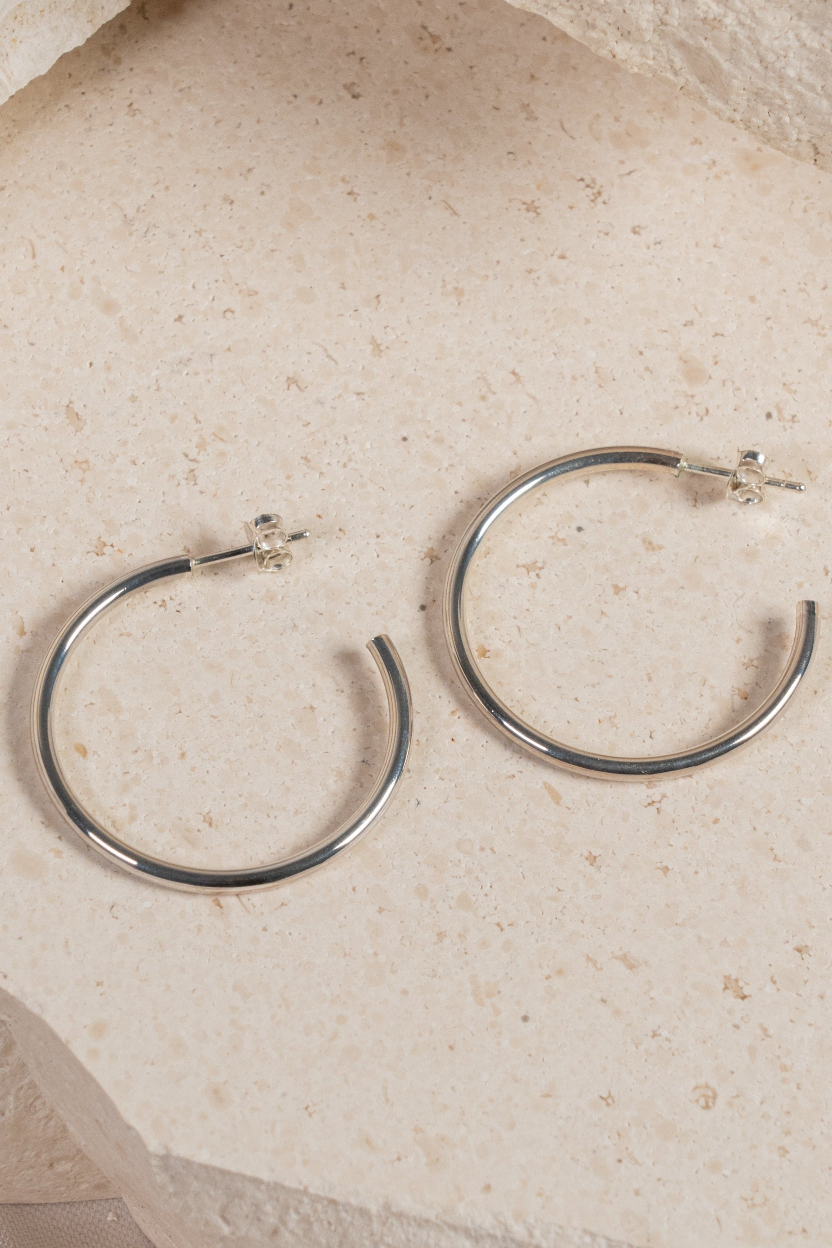 Aros Amung